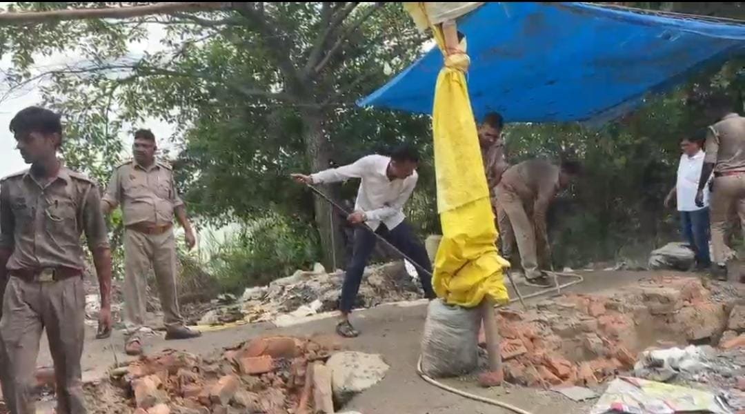 गोरखपुर में अवैध कच्ची शराब के खिलाफ आबकारी विभाग की बड़ी कार्रवाई