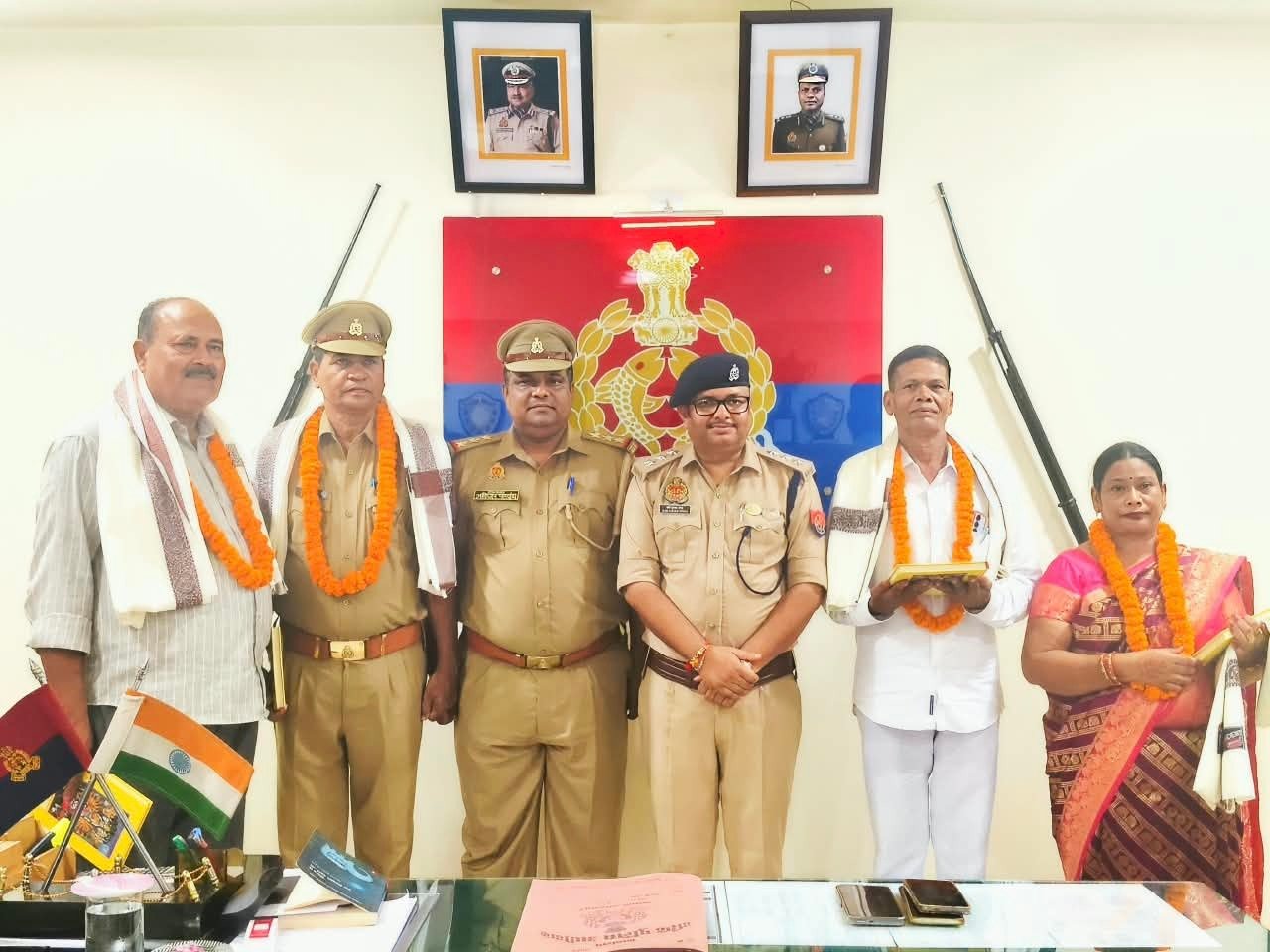 गोरखपुर में सेवानिवृत्त पुलिसकर्मियों को दी गई भावपूर्ण विदाई, उज्ज्वल भविष्य की कामना
