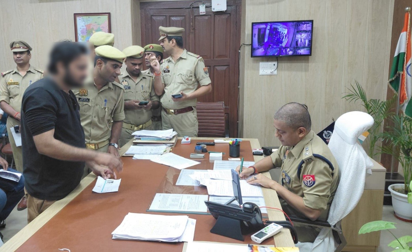 एसएसपी ने पुलिस ऑफिस में सुनी फरियादियों की समस्याएं, त्वरित निस्तारण के दिए निर्देश